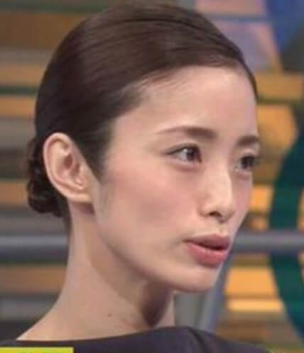 上戸彩の離婚の噂や激やせ理由を調査!子供の顔画像や名前も判明!?破局原因はhiroの浮気?